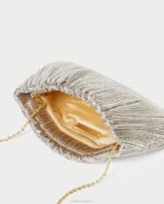 femmes Loeffler Randall Champagne pochette plissée plate brit Sacs 8HL8393 - Image 4