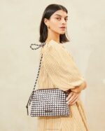 femmes Loeffler Randall chocolat/blanc sac à bandoulière tissé Mallory Sacs 8HL8332 - Image 5