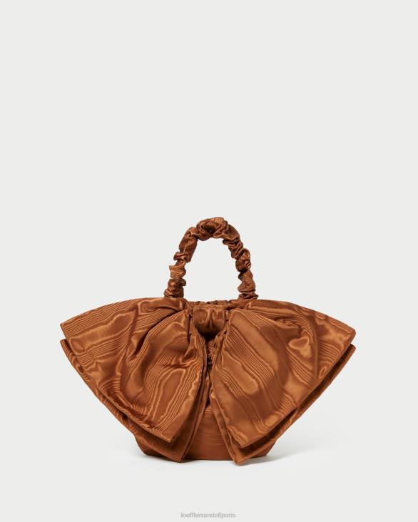 femmes_loeffler_randall_noix_de_muscade_pochette_a_petit_noeud_sierra_sacs_8hl8382.jpg femmes Loeffler Randall noix de muscade pochette à petit nœud Sierra Sacs 8HL8382 - Image 1