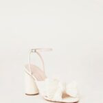 femmes Loeffler Randall perle végétalienne talon à nœud plissé camélia chaussures 8HL81