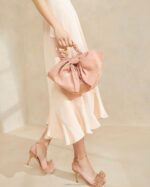 femmes Loeffler Randall rougir pochette à petit nœud Sierra Sacs 8HL8381 - Image 5